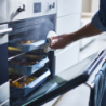 Assadeira Pequena Azul - Nest Oven